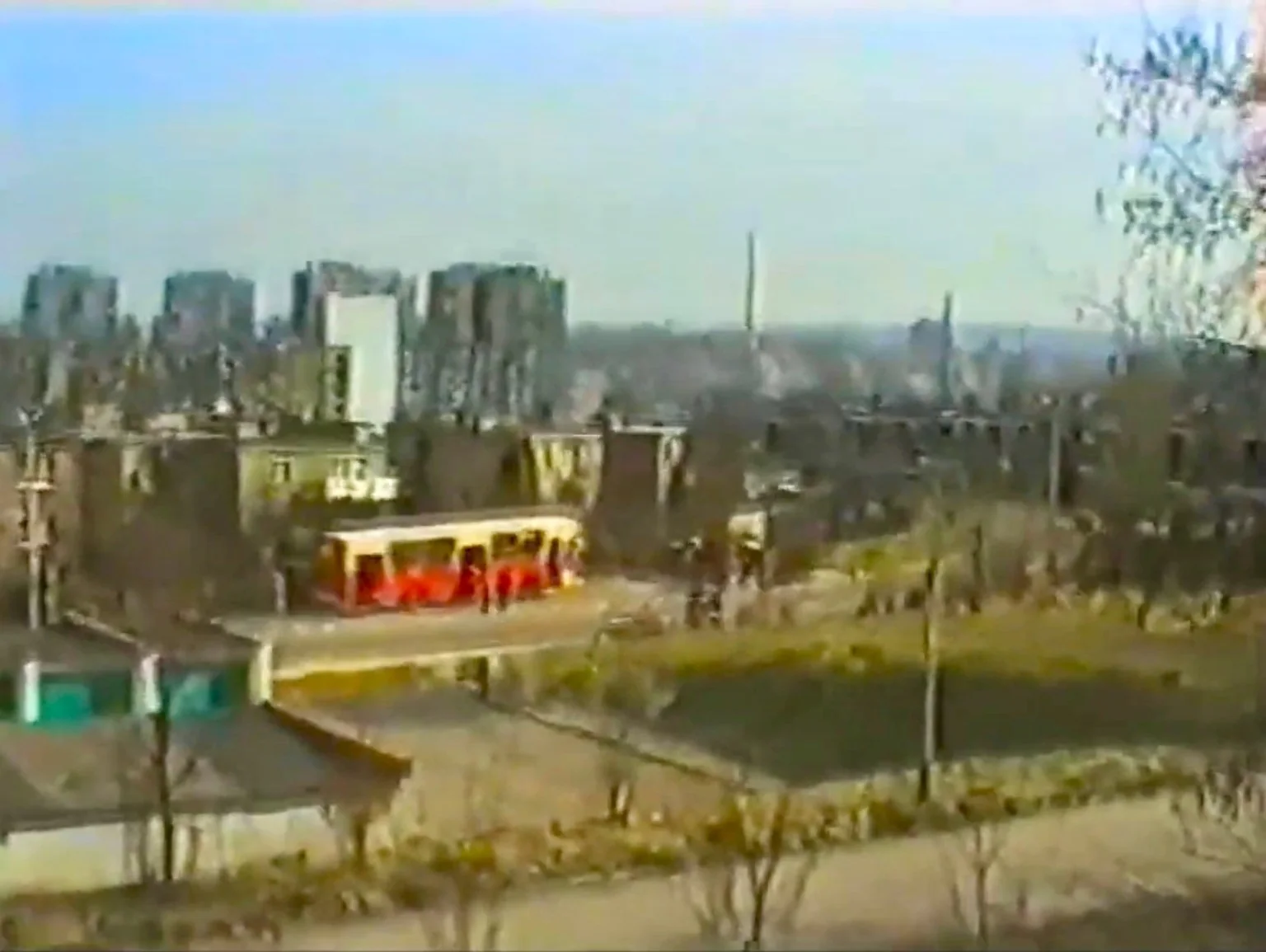 Autobus i panorama Świętochłowic z lat 90